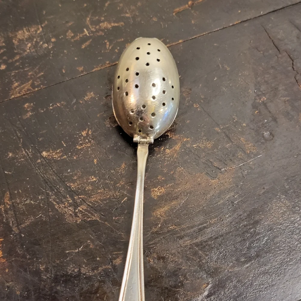 Antique Manchester Silver Co. Sterling Tea Infuser / Strainer / Steeper